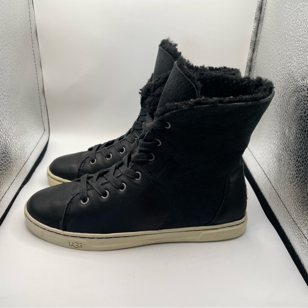 UGG Croft Luxe shearling women’s high top sneakers size 6